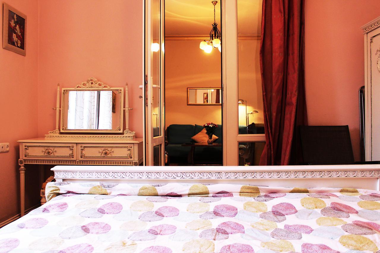 Vivid 2 bedroom apt. Jerevan Exteriör bild